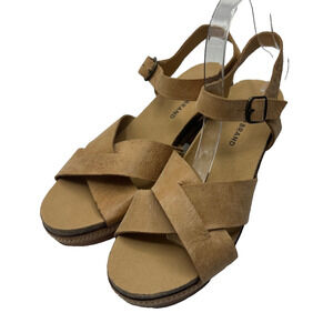 Lucky Brand Shoes Women’s Sz 8M Harvia Tan leather Platform Sandal Buckle Wedge